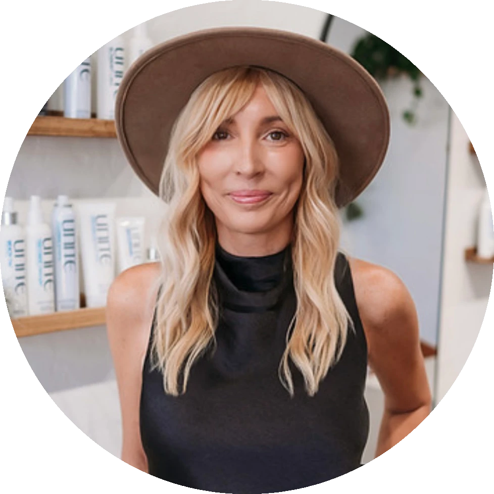 Headshot of Lia Tomlinson